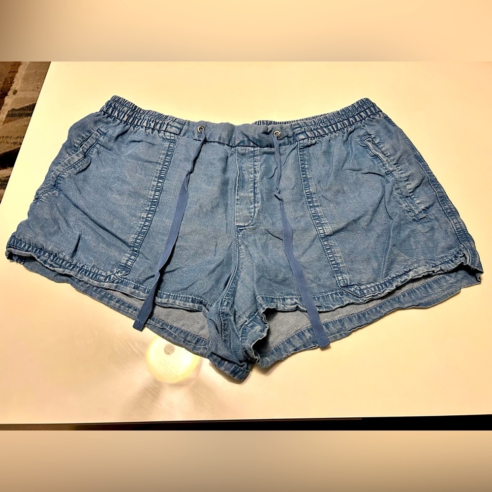 Gap Shorts XL Stretchy Waistband Drawstring Blue Jean